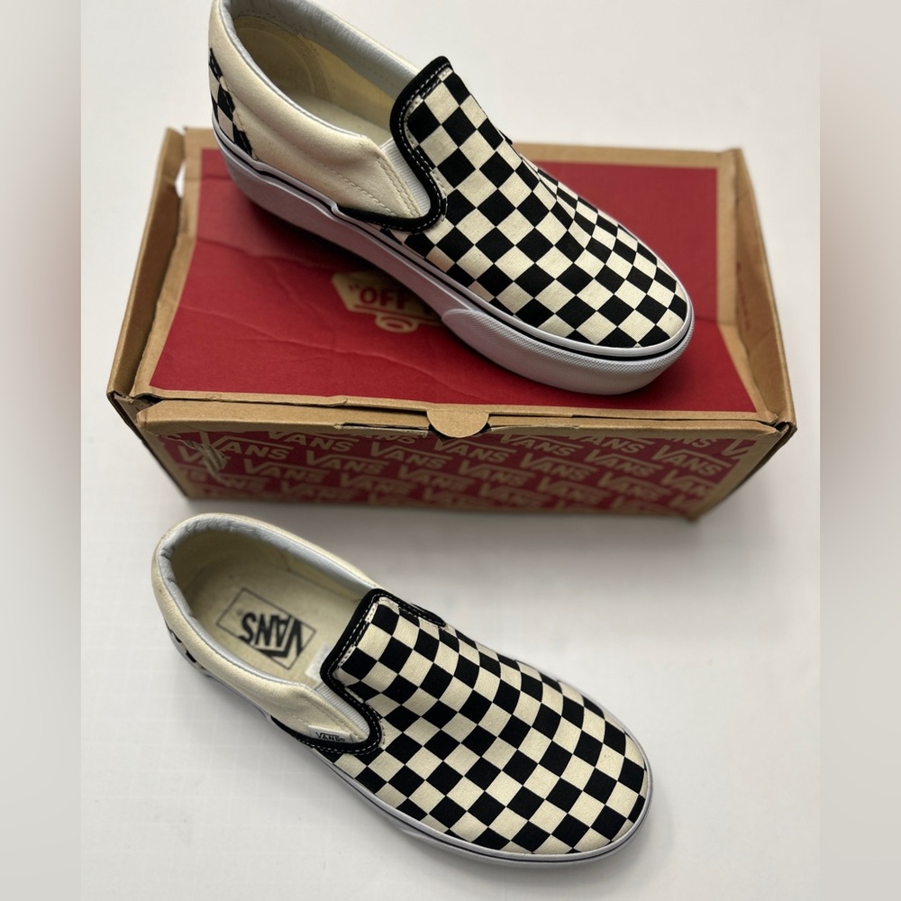 Vans classic slip on stackform size 8.5 unisex